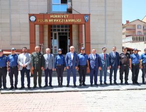 Valimiz Sayın Avni Çakır’dan Kahraman Polis ve Jandarmalarımıza Bayram Ziyareti