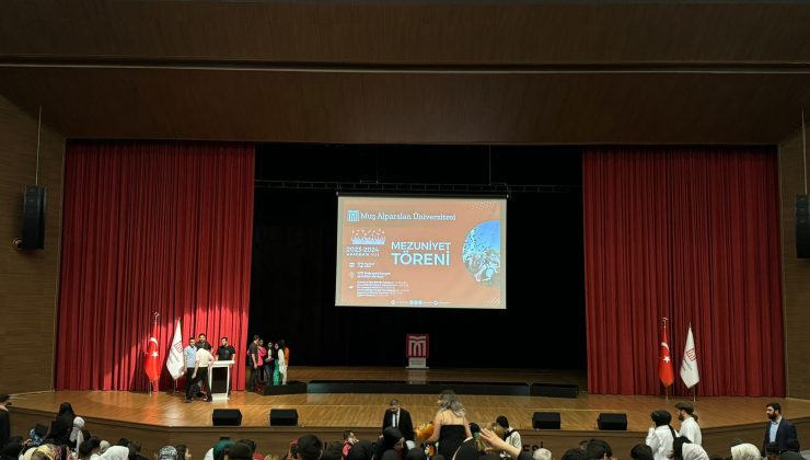 Muş Alparslan Üniversitesi’nde Mezuniyet Heyecanı