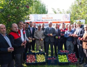 Muş Valisi Avni Çakır: “Çiftçi Gülerse Memleket Güler”