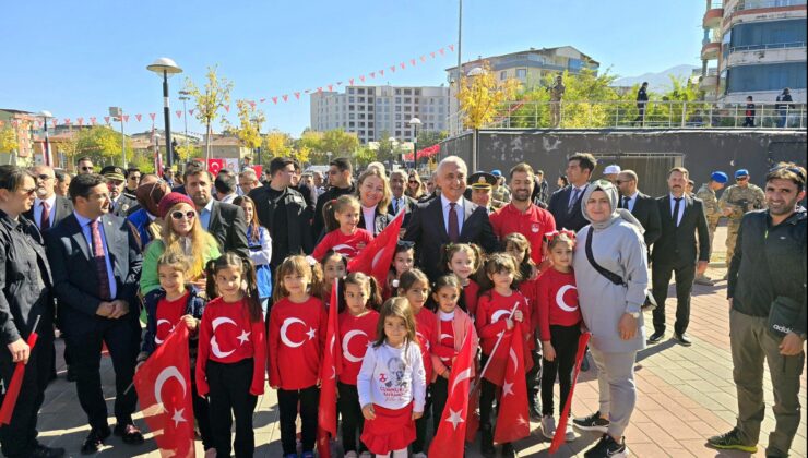 Muş’ta 29 Ekim Cumhuriyet Bayramı Coşkuyla Kutlandı