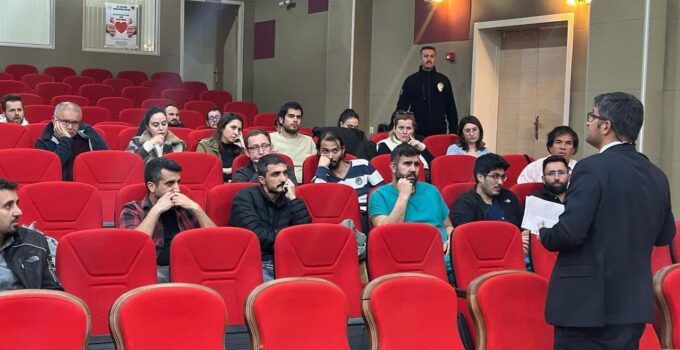 “İl Sağlık Müdürü Uzm. Dr. Besim HACIOĞLU’ndan Doktorlarla Hizmet Kalitesi Toplantısı”