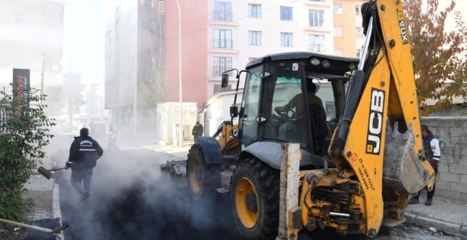 Kış Öncesi Yoğun Yol Yapım Çalışmaları