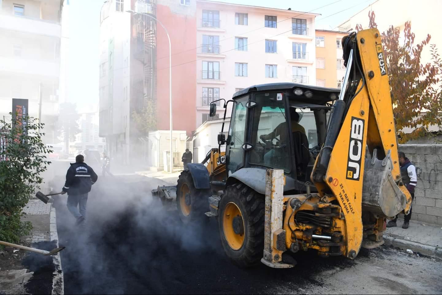 Kış Öncesi Yoğun Yol Yapım Çalışmaları