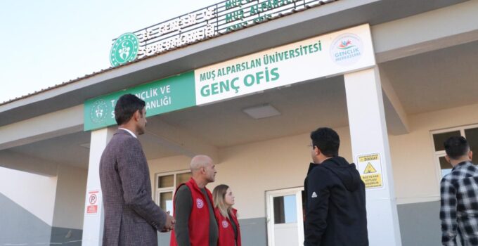 MÜDÜR TAŞDEMİR, “GENÇ OFİS DAHA GÜZEL OLUYOR”MUŞ GSİM TESİLERİNİ YENİLİYOR