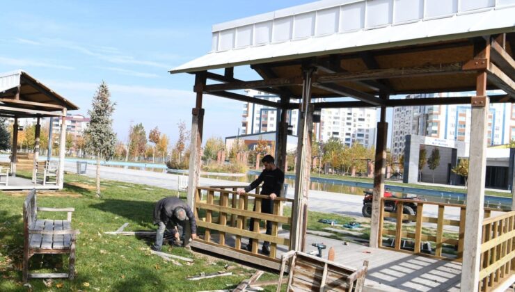 Muş Belediyesi’nden Parklarda Hummalı Çalışma