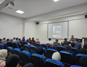 “Sekülerizm Nedir Ne Değildir?” Konulu Seminer İlgi Gördü